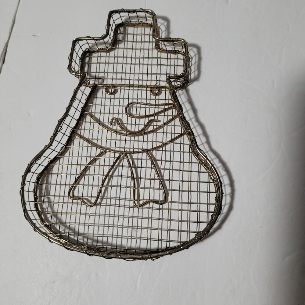 Charming Wired Metal Snowman Basket - Festive Home Decor